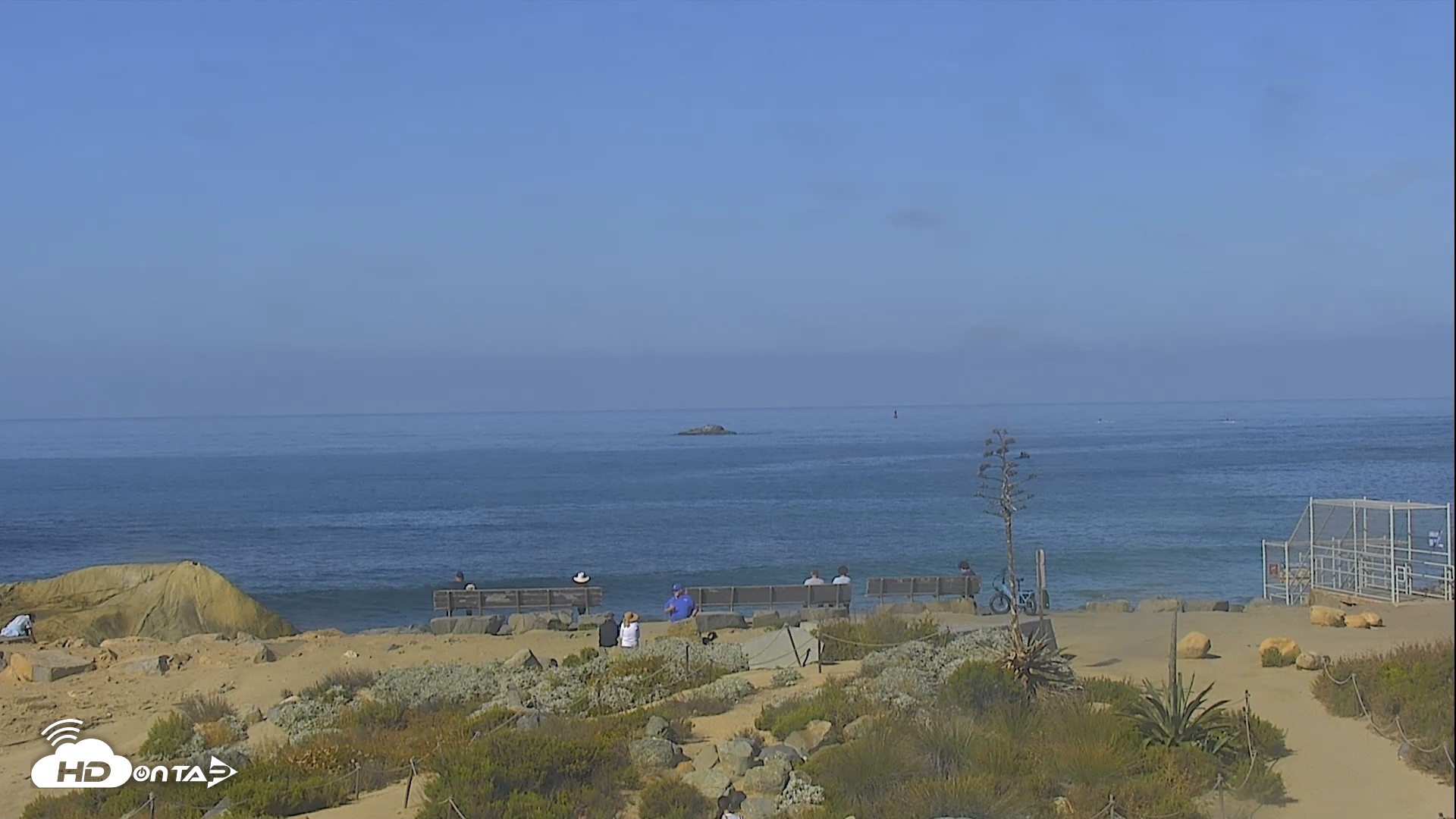 Snapshot of Dana Point Harbor Laguna Cliffs Resort Live Webcam taken Apr 29, 2026, 9:16am PDT