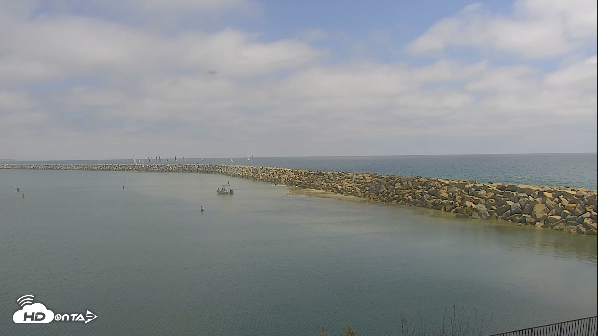 Snapshot of Dana Point Harbor Laguna Cliffs Resort Live Webcam taken May 7, 2026, 2:05pm PDT