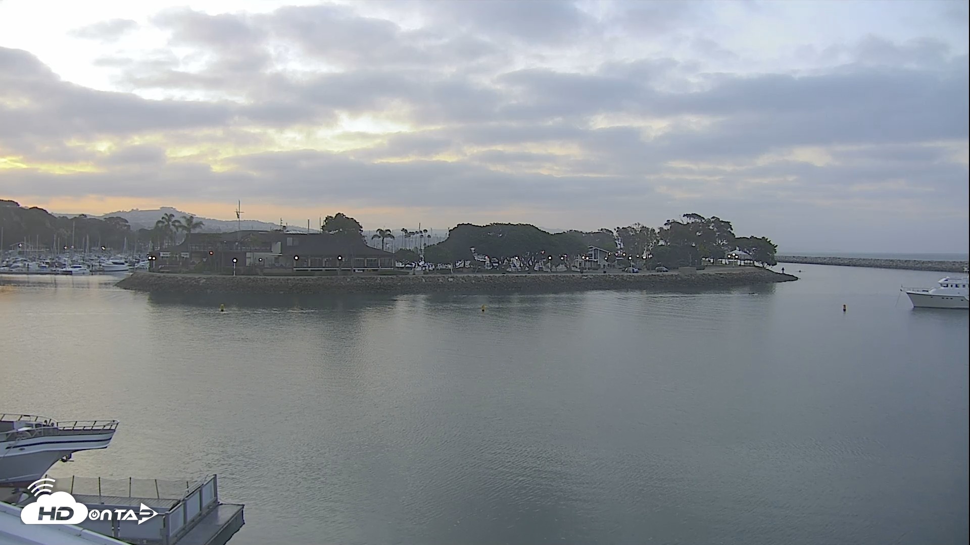 Snapshot of Dana Point Harbor Laguna Cliffs Resort Live Webcam taken May 21, 2026, 5:51am PDT