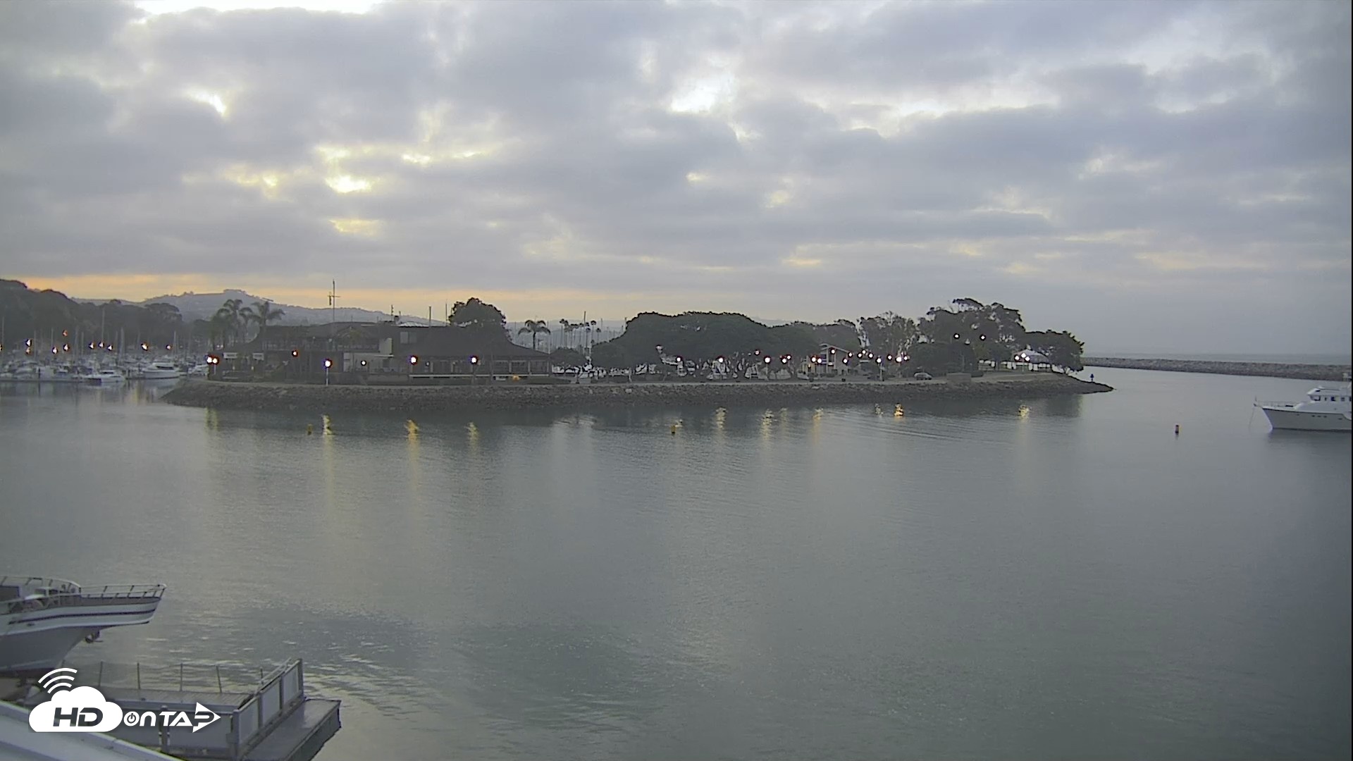 Snapshot of Dana Point Harbor Laguna Cliffs Resort Live Webcam taken May 21, 2026, 5:40am PDT
