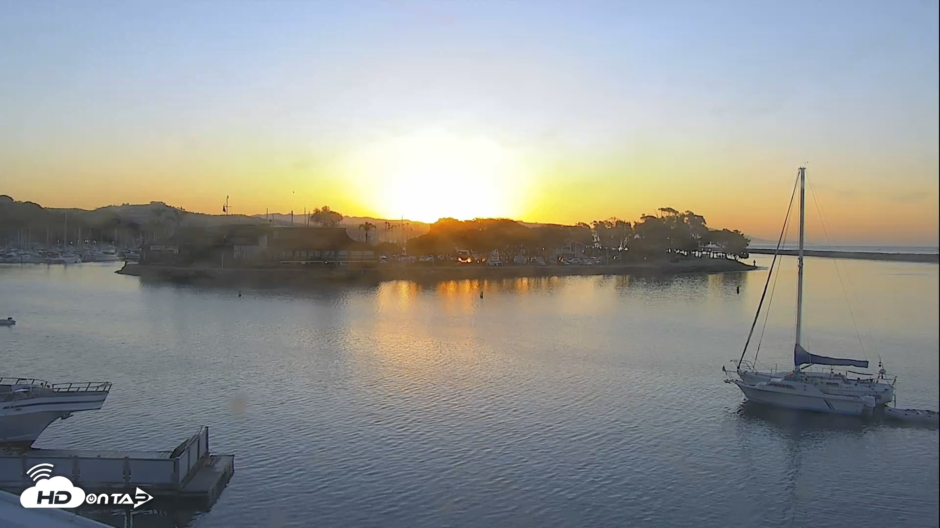 Snapshot of Dana Point Harbor Laguna Cliffs Resort Live Webcam taken Oct 19, 2026, 7:05am PDT