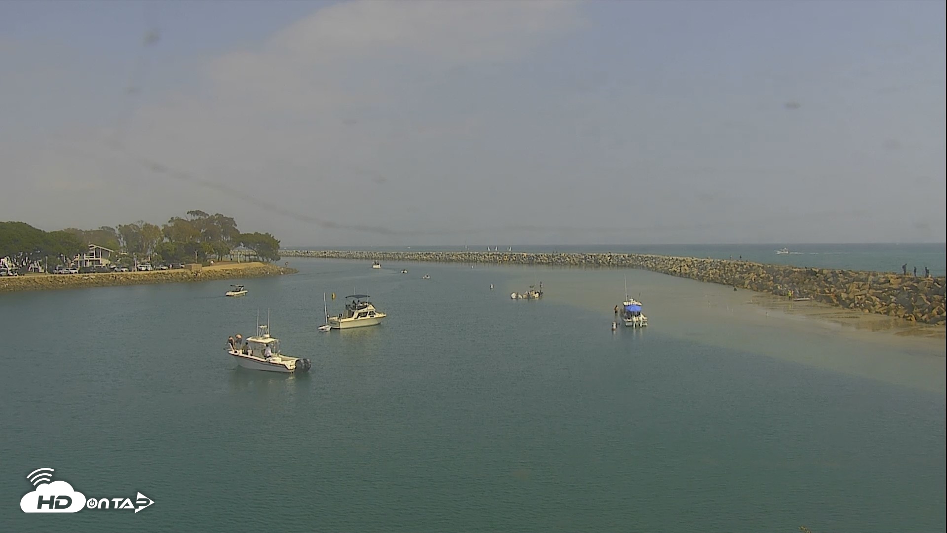 Snapshot of Dana Point Harbor Laguna Cliffs Resort Live Webcam taken May 17, 2026, 3:11pm PDT