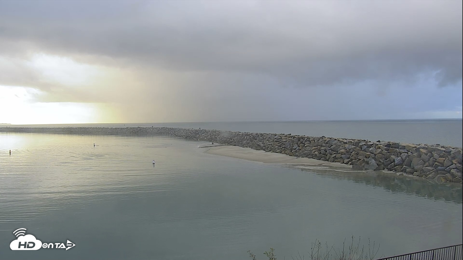 Snapshot of Dana Point Harbor Laguna Cliffs Resort Live Webcam taken May 29, 2026, 6:35am PDT