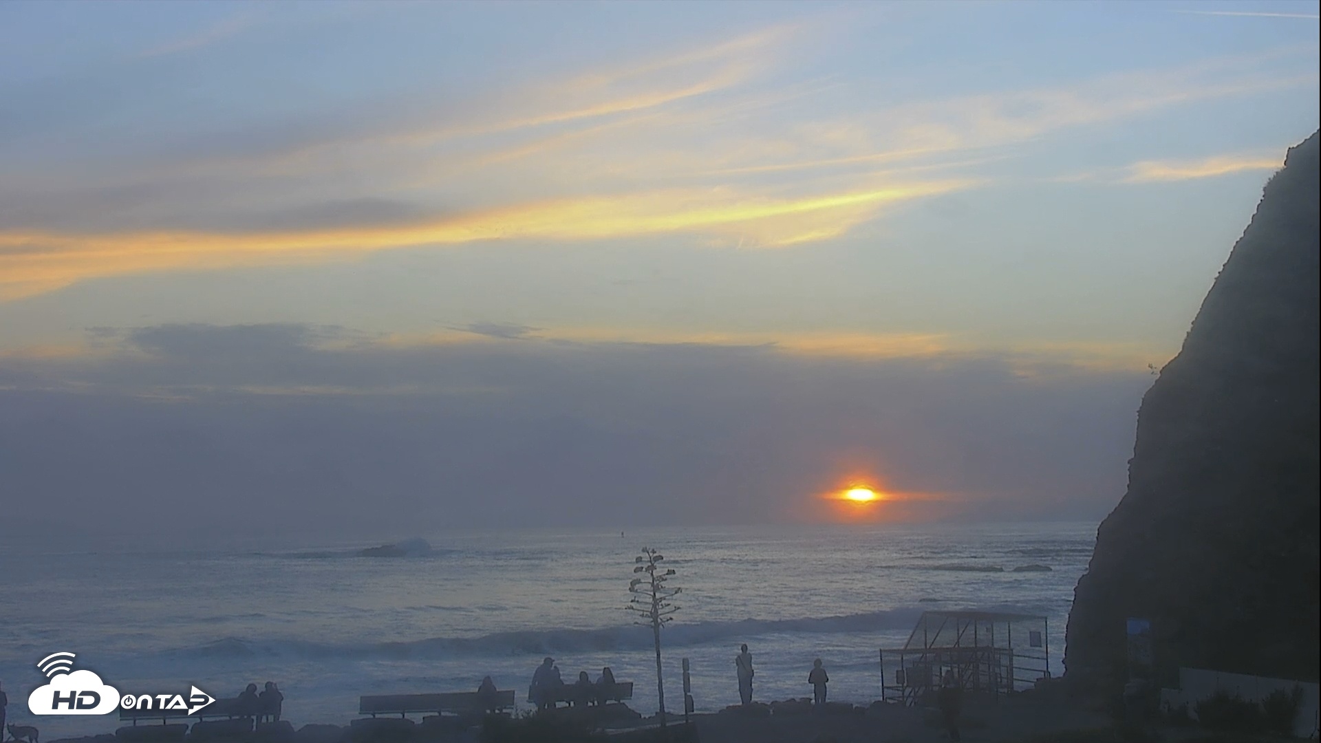 Snapshot of Dana Point Harbor Laguna Cliffs Resort Live Webcam taken Feb 6, 2026, 5:21pm PST