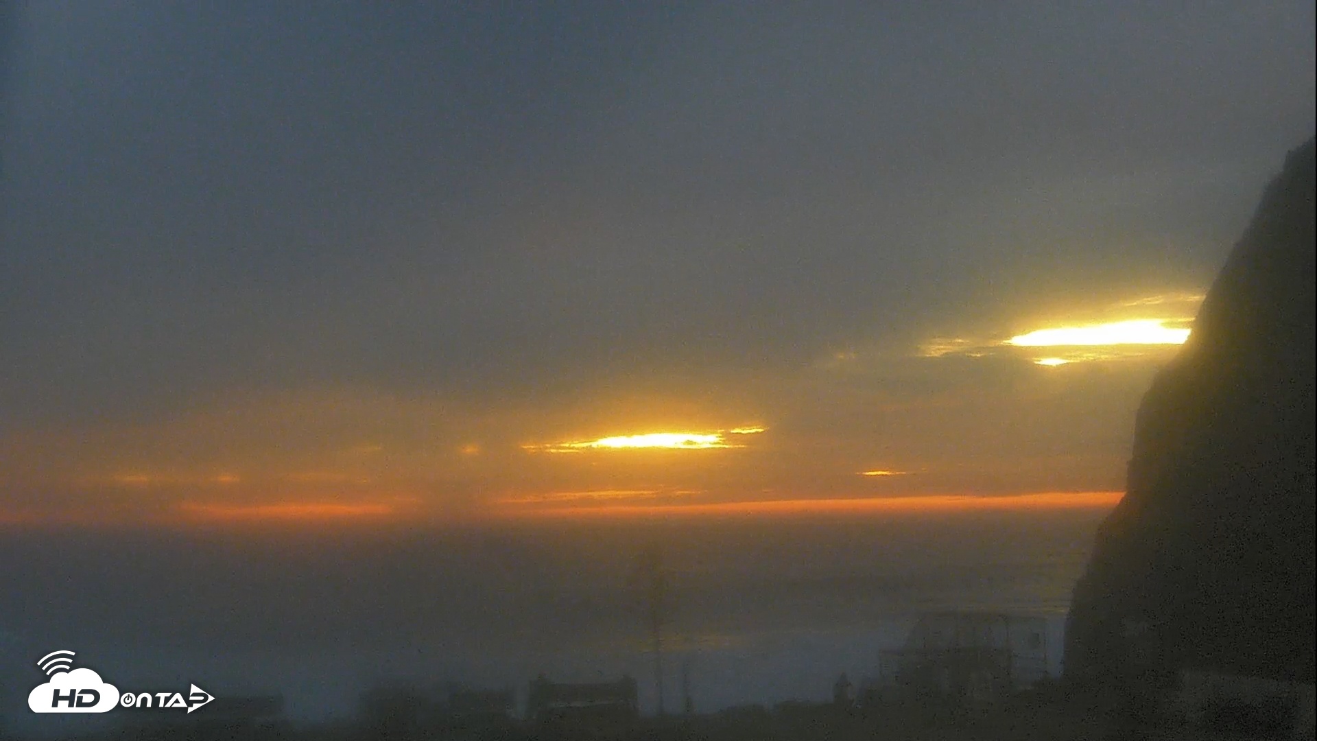 Snapshot of Dana Point Harbor Laguna Cliffs Resort Live Webcam taken Nov 12, 2025, 5:16pm PST