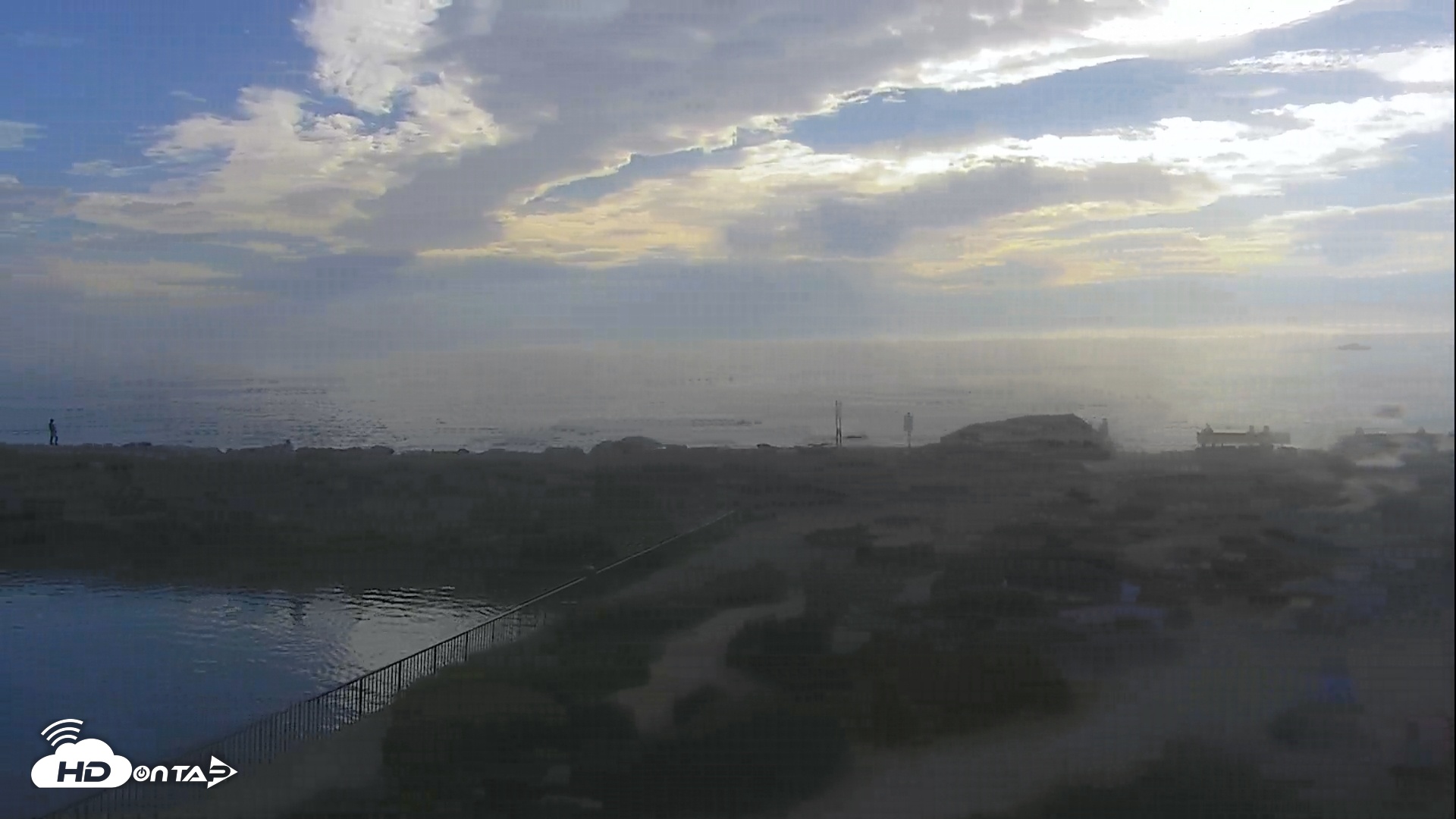 Snapshot of Dana Point Harbor Laguna Cliffs Resort Live Webcam taken Nov 13, 2025, 3:04pm PST