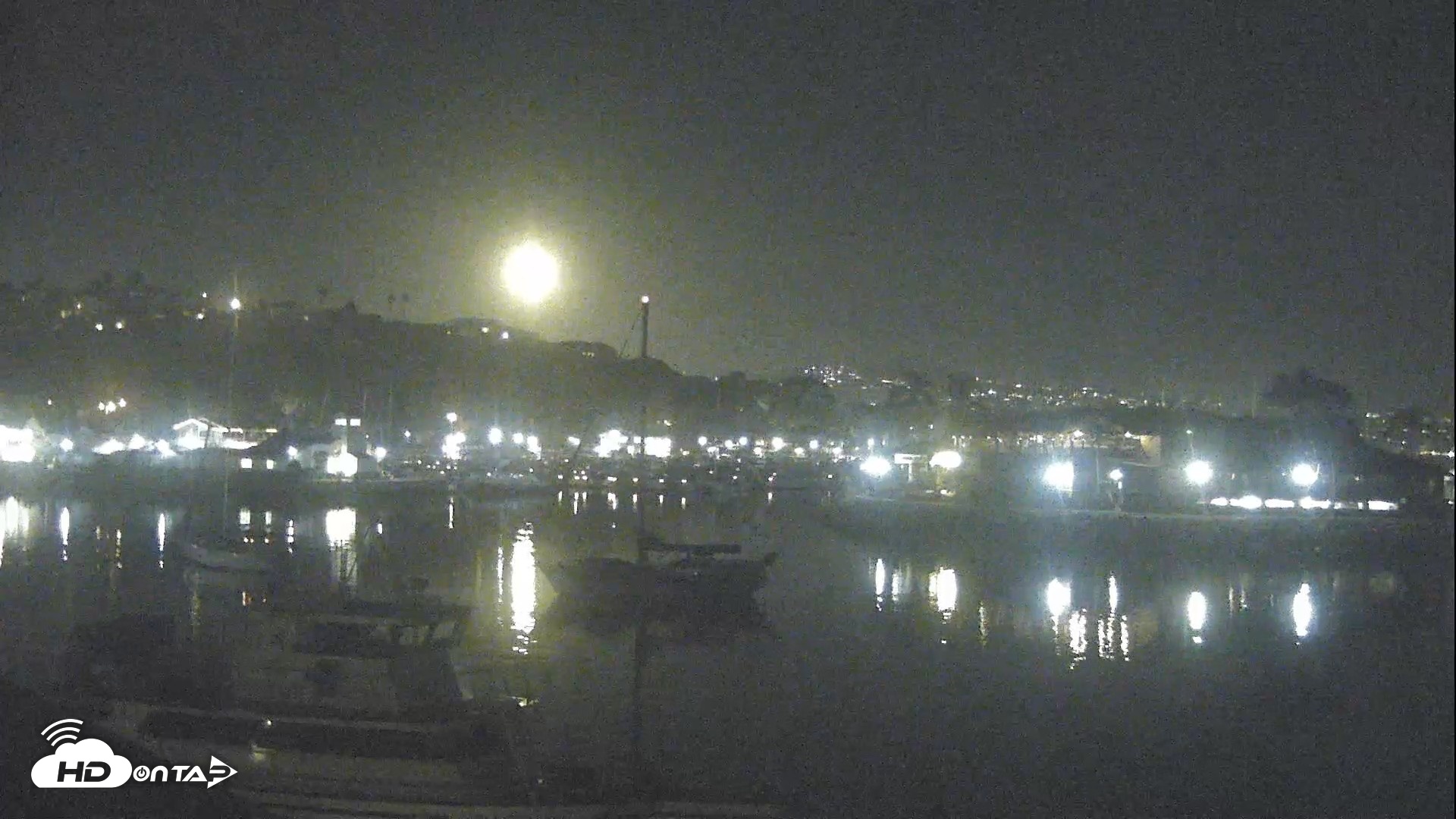 Snapshot of Dana Point Harbor Laguna Cliffs Resort Live Webcam taken Sep 28, 2026, 8:10pm PDT