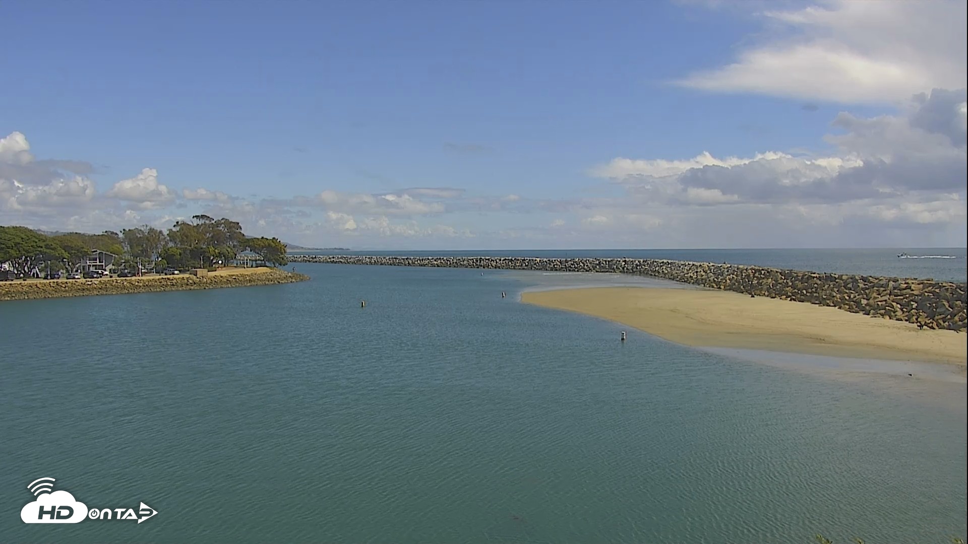 Snapshot of Dana Point Harbor Laguna Cliffs Resort Live Webcam taken Apr 13, 2026, 2:24pm PDT