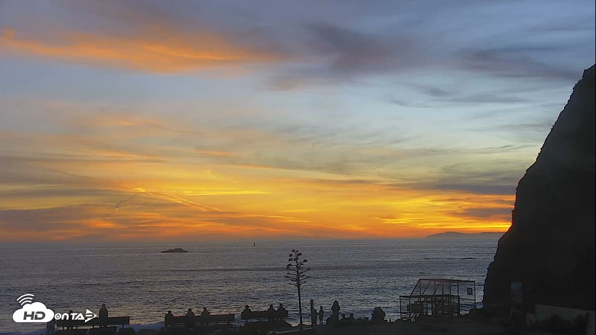 Snapshot of Dana Point Harbor Laguna Cliffs Resort Live Webcam taken Feb 24, 2026, 5:51pm PST