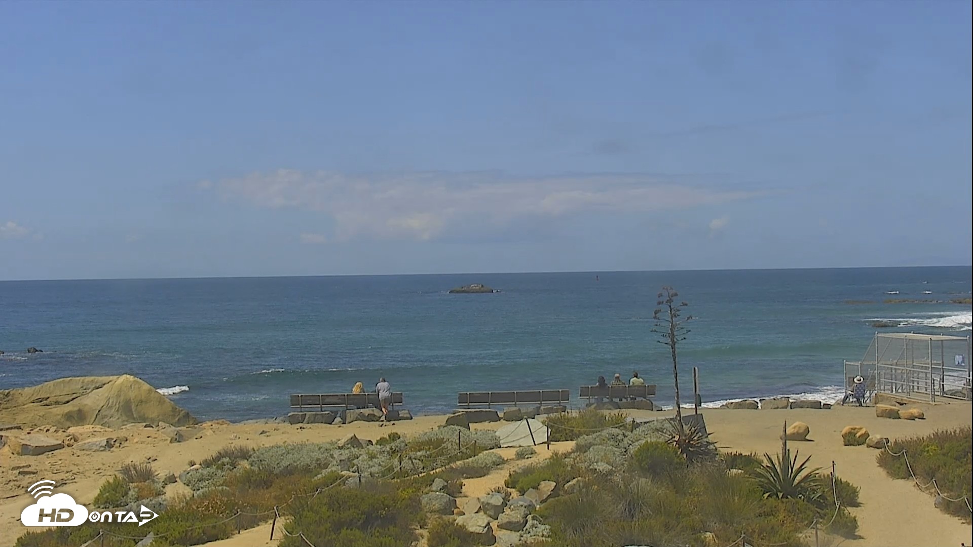 Snapshot of Dana Point Harbor Laguna Cliffs Resort Live Webcam taken Apr 27, 2026, 11:50am PDT
