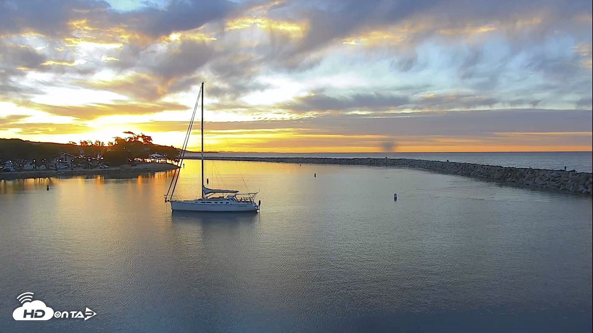 Snapshot of Dana Point Harbor Laguna Cliffs Resort Live Webcam taken Dec 4, 2025, 6:43am PST