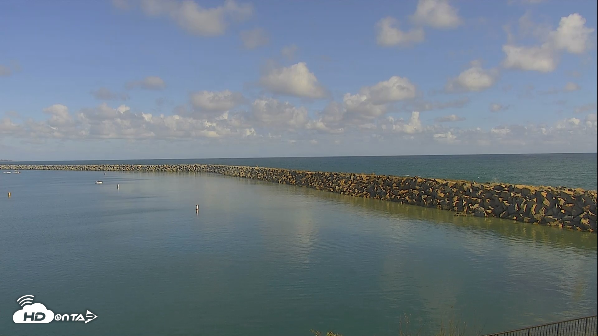Snapshot of Dana Point Harbor Laguna Cliffs Resort Live Webcam taken May 27, 2026, 4:31pm PDT