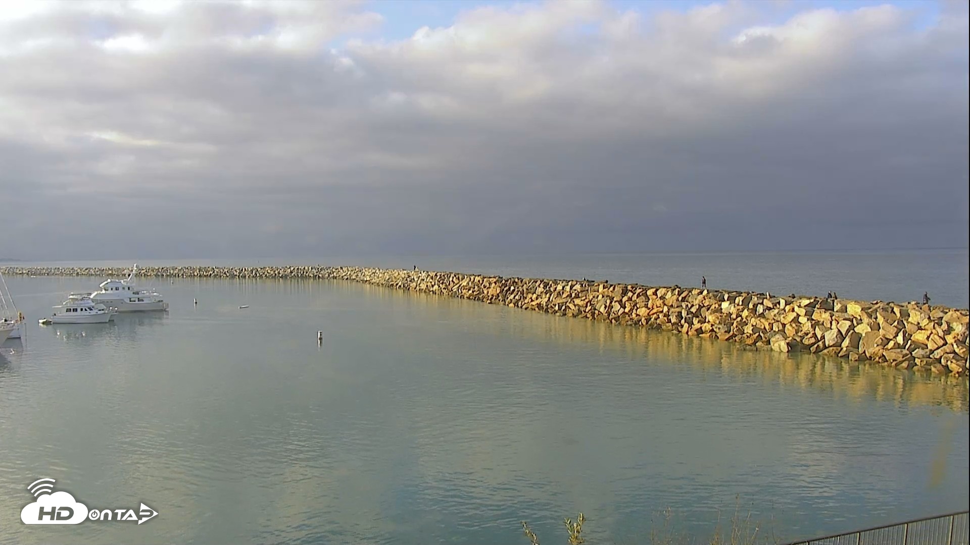 Snapshot of Dana Point Harbor Laguna Cliffs Resort Live Webcam taken May 25, 2026, 7:20am PDT