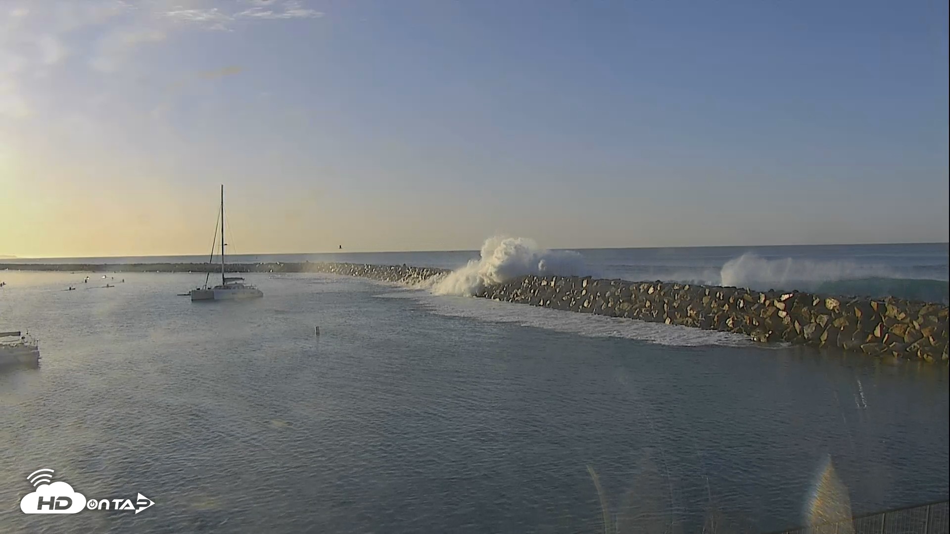 Snapshot of Dana Point Harbor Laguna Cliffs Resort Live Webcam taken Oct 18, 2026, 8:03am PDT