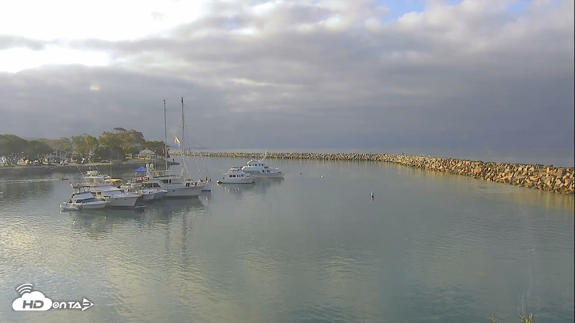 Snapshot of Dana Point Harbor Laguna Cliffs Resort Live Webcam taken May 25, 2026, 7:22am PDT