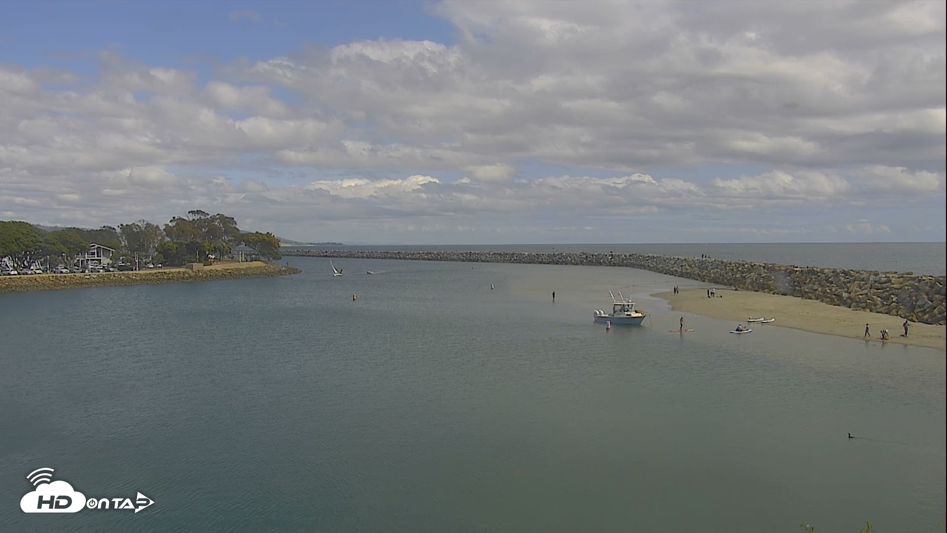 Snapshot of Dana Point Harbor Laguna Cliffs Resort Live Webcam taken Apr 26, 2026, 3:20pm PDT