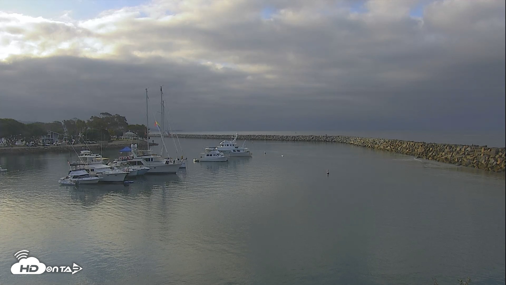 Snapshot of Dana Point Harbor Laguna Cliffs Resort Live Webcam taken May 25, 2026, 7:17am PDT