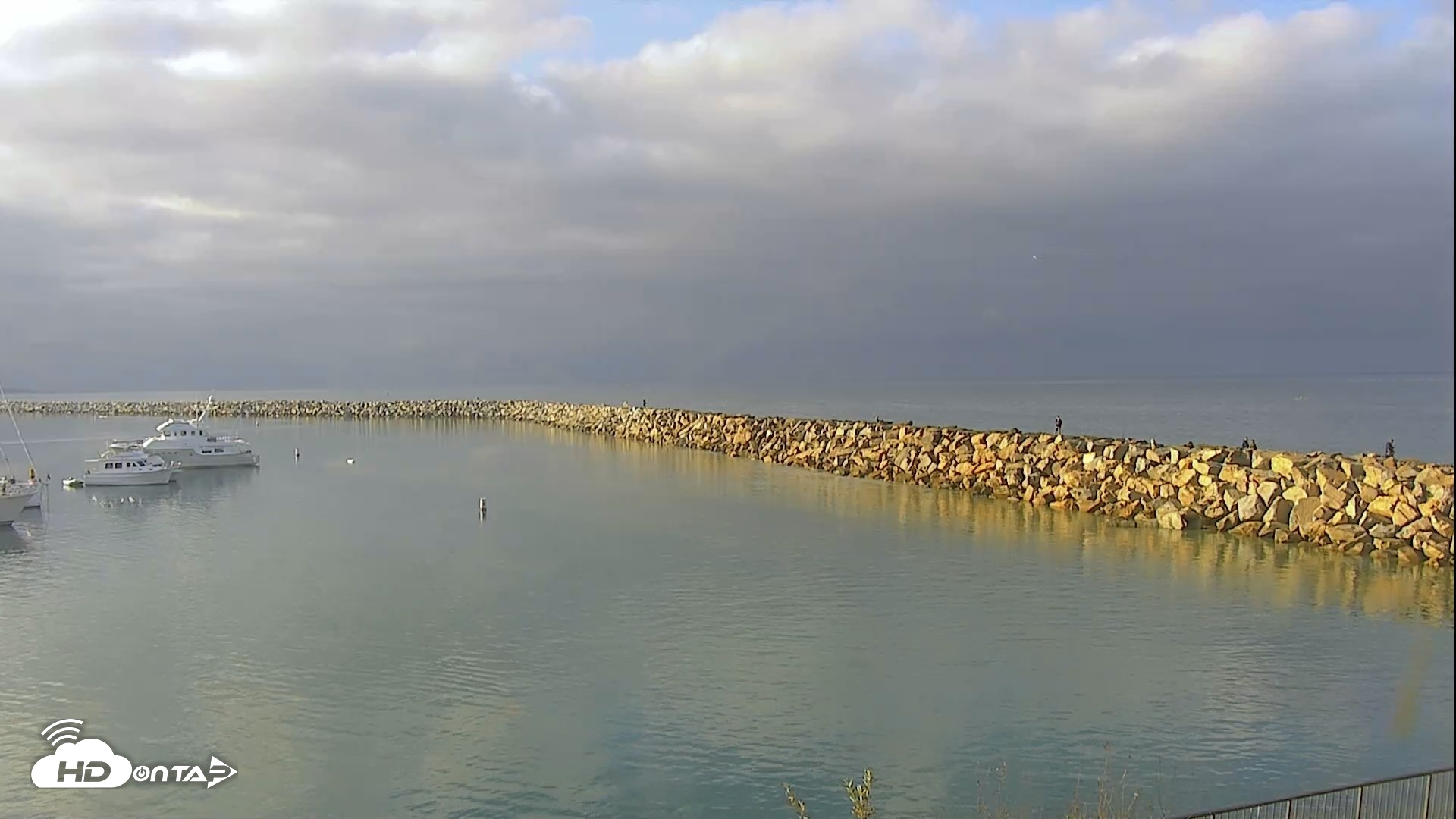Snapshot of Dana Point Harbor Laguna Cliffs Resort Live Webcam taken May 25, 2026, 7:20am PDT