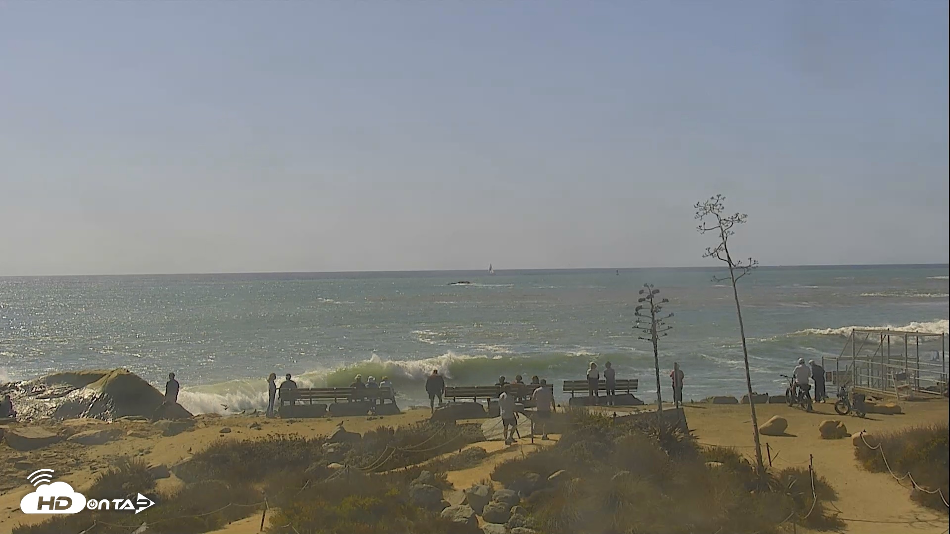 Snapshot of Dana Point Harbor Laguna Cliffs Resort Live Webcam taken Oct 13, 2026, 1:47pm PDT