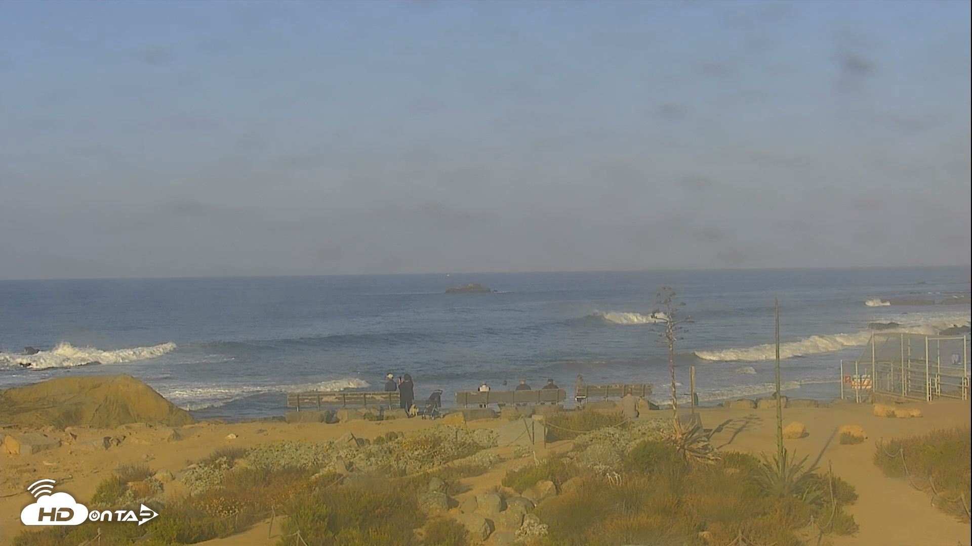 Snapshot of Dana Point Harbor Laguna Cliffs Resort Live Webcam taken May 20, 2026, 7:19am PDT